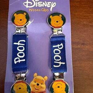 Disney Winnie the Pooh Blue Mitten Clips